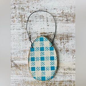 *Primitive Blue Gingham Check Distressed Wooden Egg Ornament